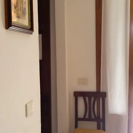 Il Cancello Rosso مونتيميرانو